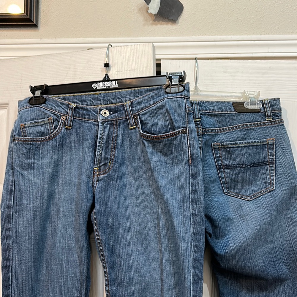 2 pairs of identical Express X2 jeans. Size 6, regular, boot cut